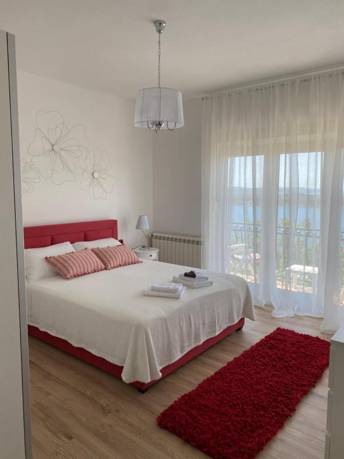 שיבניק Apartman Betty מראה חיצוני תמונה